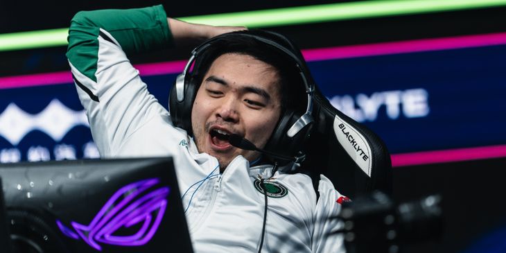 Team Falcons выиграла третий матч на BLAST Slam VI, одолев Xtreme Gaming