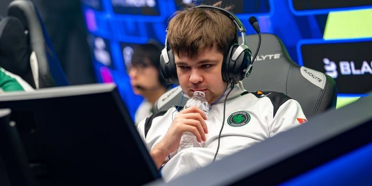 Аналитики верят в победу Team Falcons над Team Spirit на PGL Wallachia Season 8