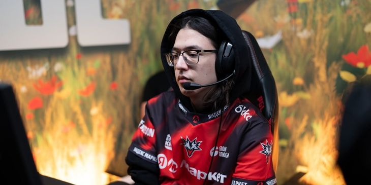 Team Yandex или Virtus.pro — кто окажется сильнее в матче на Esports World Cup 2026?