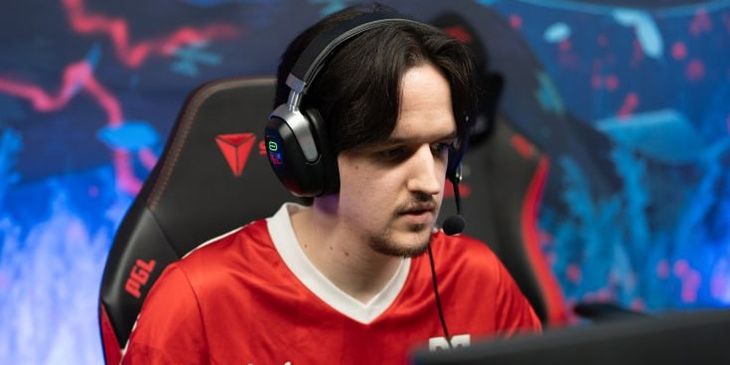 MOUZ выбила Power Rangers из EPL Masters I