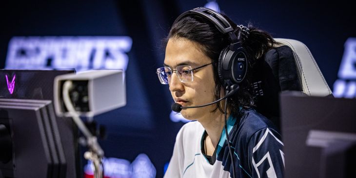 Team Yandex выиграла у Yakult Brothers на групповом этапе BLAST Slam V