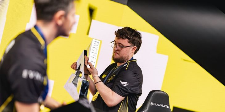 ZywOo завоевал 34-ю медаль MVP на ESL Pro League Season 24