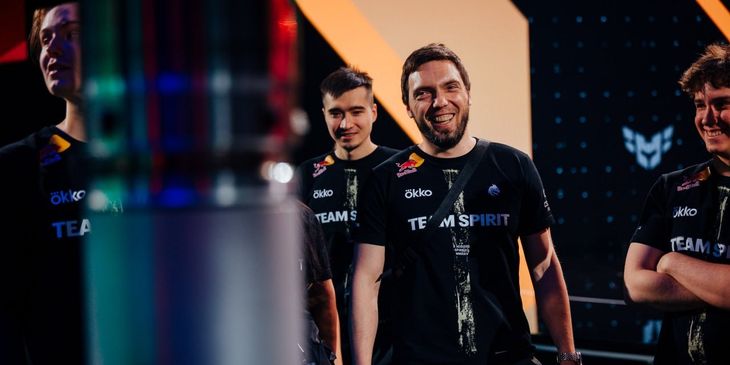 Korb3n: «100% комментаторов и комьюнити-кастеров — это немощи [тупые], которые даже на тир-3 ничего не сделают. Только яйца понюхают»