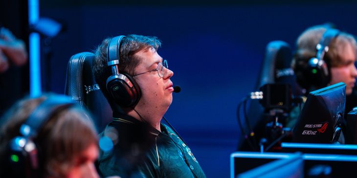 Karrigan отреагировал на четвёртое место Falcons мемом: «This is fine»
