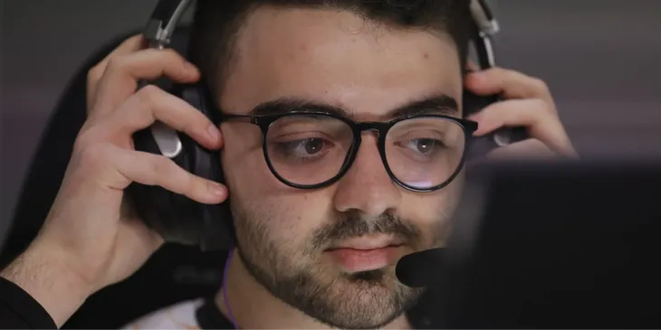 HOTU победила GamerLegion и стала чемпионом RLG Tesla Cup 2026