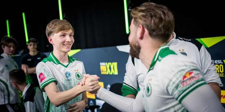 M0NESY, device и s1mple возглавили тирлист величайших игроков в CS от dupreeh