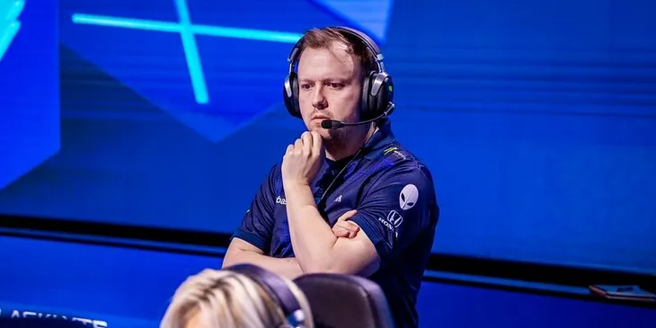 Complexity Gaming представила временного тренера состава по CS2