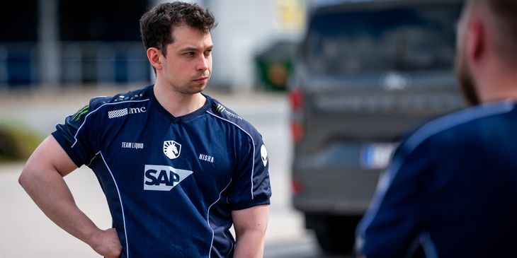Team Liquid выиграла у GamerLegion в групповой стадии ESSENCE II