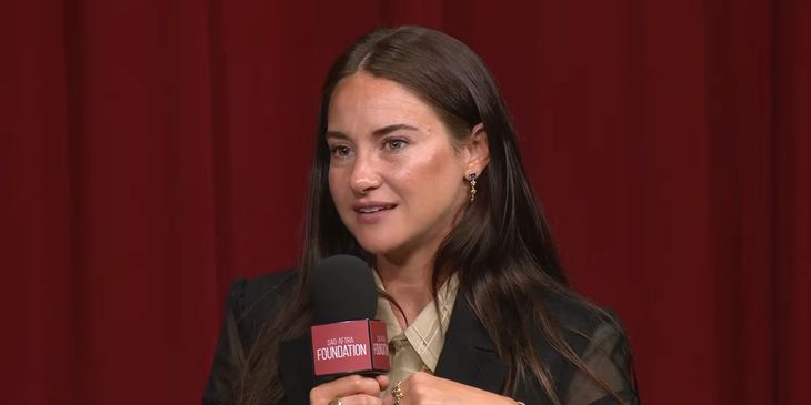 Актриса, сыгравшая Мэри Джейн во второй части «Нового Человека-паука», объяснила, почему её героиню вырезали из фильма