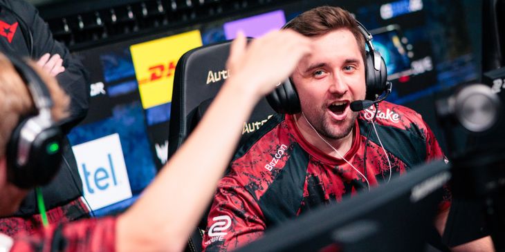 HooXi о вылете Astralis из мейджора: «Соперники, казалось, всегда выигрывали по два-три раунда без особых усилий»