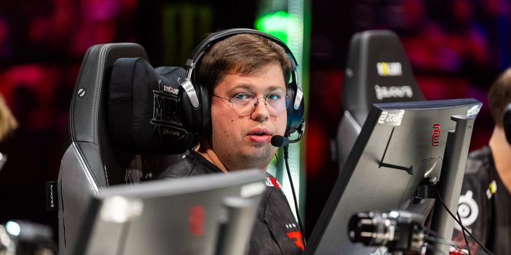 Karrigan о переходе из FaZe в Falcons: «Несколько месяцев назад я продлил контракт и знал, что сумма выкупа будет немаленькой, а переговоры — сложными»