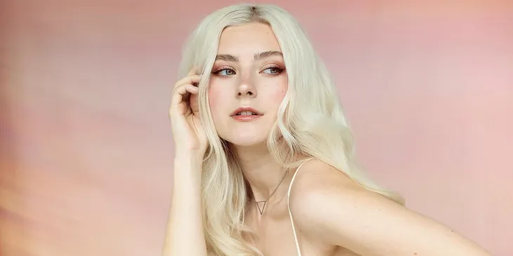 Порноактриса Eva Elfie составила топ-5 самых красивых киберспортсменов в CS — туда попал Dosia