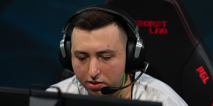 Aurora Gaming справилась с TYLOO на групповом этапе FISSURE PLAYGROUND 2 — CS