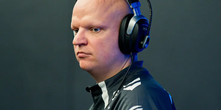 XTQZZZ после поражения Team Vitality от B8 Esports: «Оправданий нет вообще»