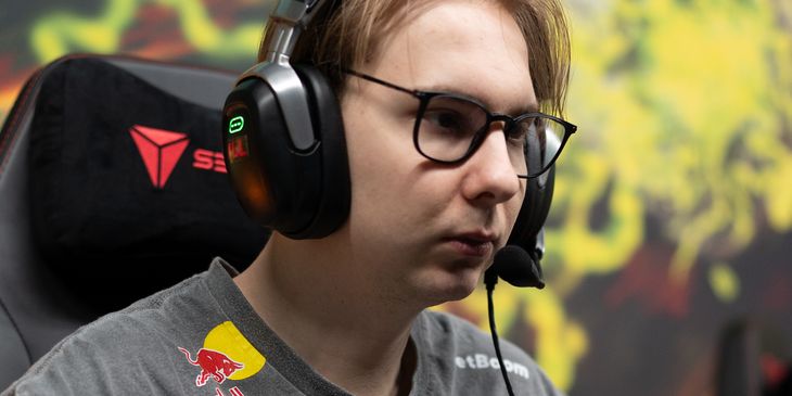 SQreen о Spirit: «Rue и так на "четверке" не блистал, так еще взяли not me из Yellow Submarine на "четыре"»