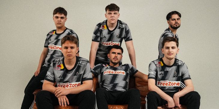 Слух: Astralis интересовалась двумя игроками FUT Esports