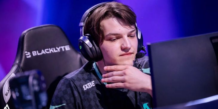 Aurora Gaming c V-Tune обыграла MOUZ на PGL Wallachia Season 7