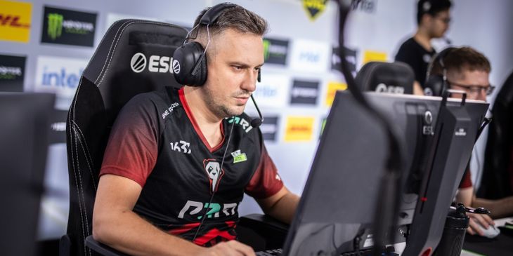 Команда Solo обыграла коллектив PERDAN4IK в закрытых отборочных на Riyadh Masters 2025