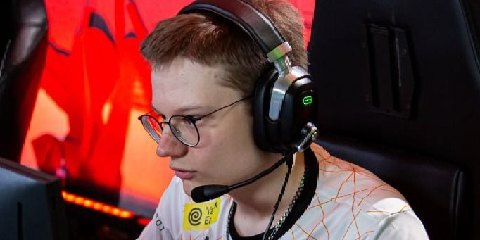Kiritych против LenaGol0vach — кто пройдёт дальше, а кто вылетит из BetBoom Streamers Battle 9?