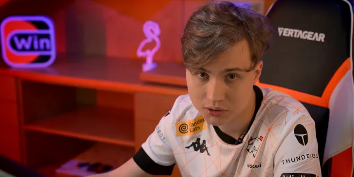 Noticed апнул 16 тыс. MMR