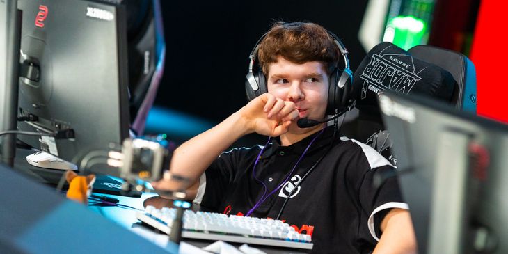 Headtr1ck после вылета из мейджора: «Нам пока тяжело играть против топ-5 команд, но я доволен прогрессом»
