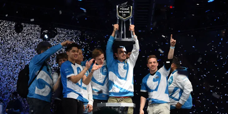 Cloud9 могла намекнуть на подписание своего старого состава, победившего на ELEAGUE Major 2018