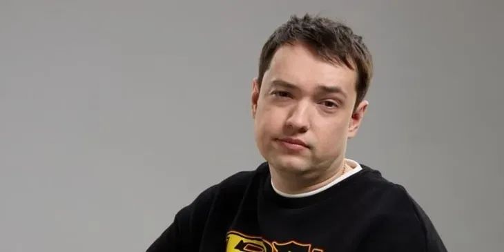 LenaGol0vach: «Пора комментатором становиться. Сидеть и пердеть в микрофон, обсуждать чужую игру»