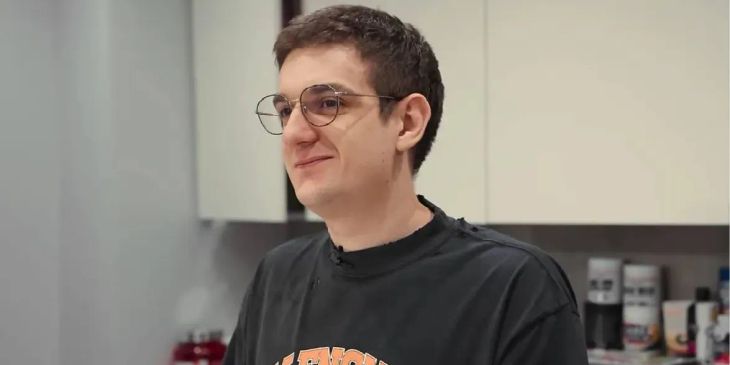 Evelone о технических проблемах на мейджоре: «Хоть там что-то высирают, я понимаю, что это только первая стадия»