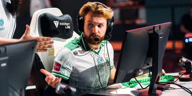 NiKo включил s1mple и donk в команду мечты в Counter-Strike