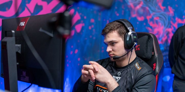 Misha про bzm: «Он недоигрывает уже столько турниров подряд, и я не могу об этом молчать»