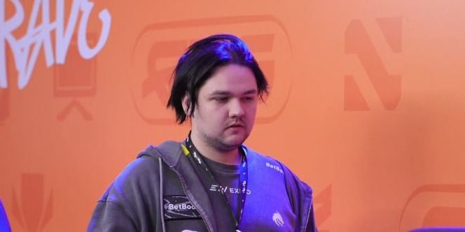 LenaGol0vach о возможном реванше с Yatoro на BetBoom Streamers Battle: «Он боится. Знает, если второй раз *** — надо карьеру заканчивать после того»