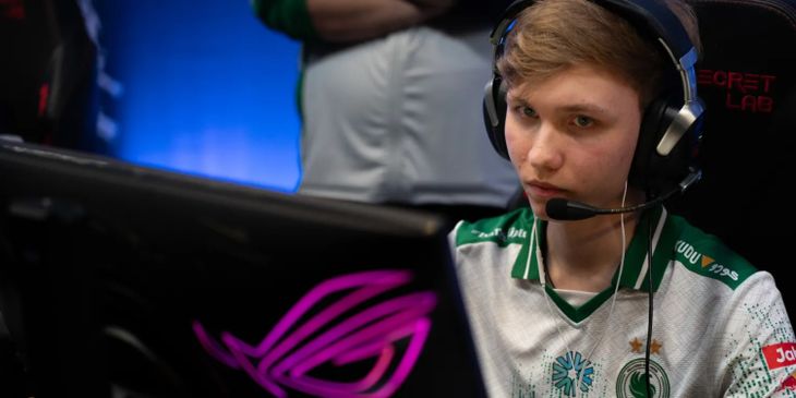 M0NESY рассказал, кем бы мог стать вместо киберспортсмена