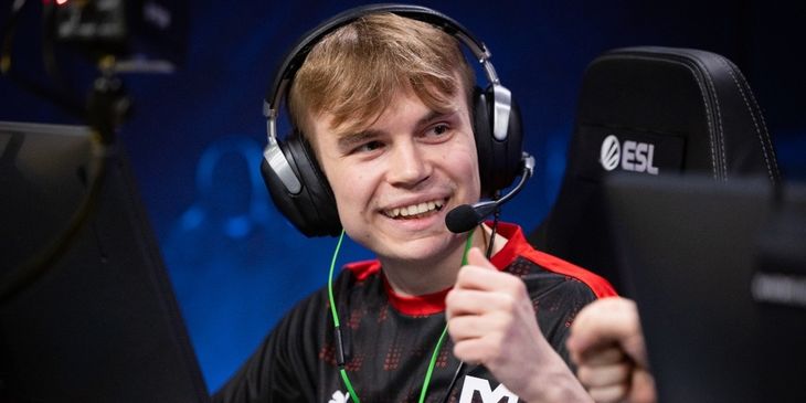 MOUZ одолела Team Spirit и вышла в плей-офф BLAST Open Lisbon 2025