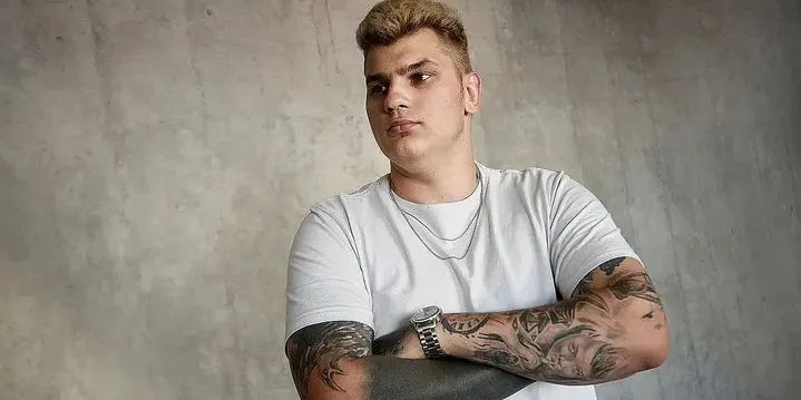 Iceberg о возможной драке с Topson: «Вдруг он после армии с щелбана откинет меня, как в аниме»