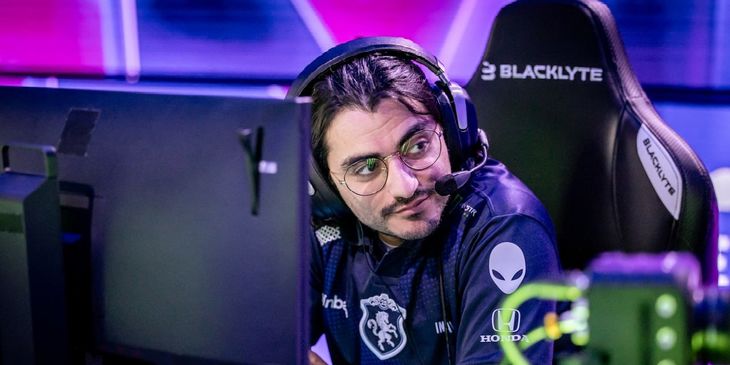 INSaNiA: «Если ты действительно хочешь становиться лучше в "Доте", то должен понять, что золото — это самая важная составляющая»
