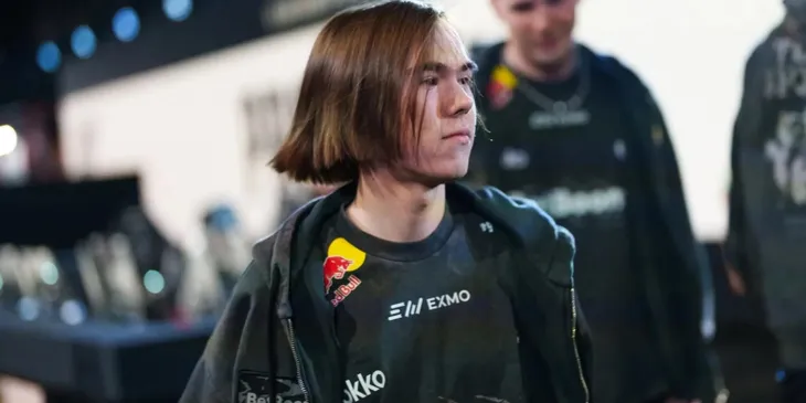 Donk сделал в 2025 году столько же эйсов, сколько остальные тиммейты по Team Spirit вместе взятые