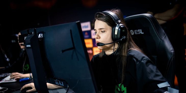 FURIA Esports не без проблем обыграла Imperial Female на IEM Katowice 2025 — девушки взяли 14 раундов за две карты