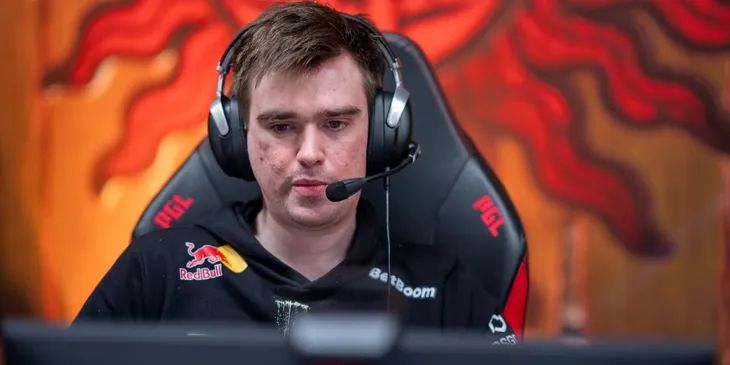 Miposhka про Team Spirit: «Я не думаю, что Larl кикнут. Видимо, решил взять отпуск перед основным этапом, где будут "Рияд" и "Инт"»