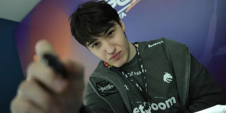 Эксперты: у Virtus.pro мало шансов против Team Spirit в матче на ESL One Birmingham 2026