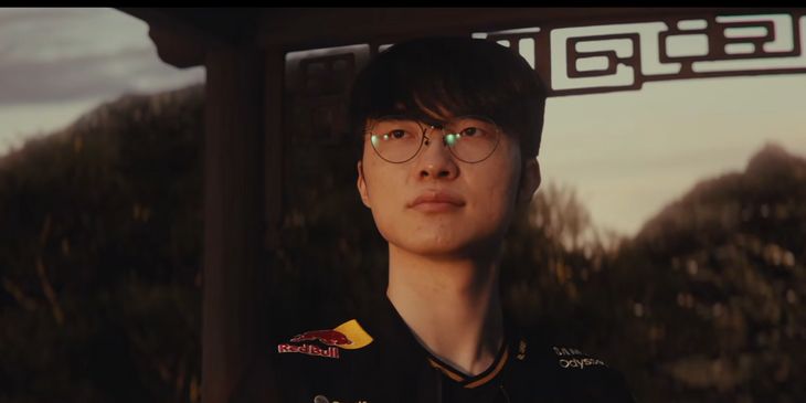 Чему киберспортивная Dota 2 может поучиться у League of Legends