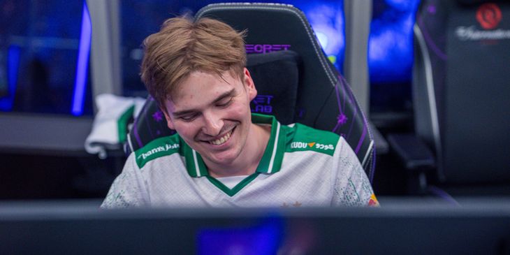 Team Falcons победила Execration на групповом этапе BLAST Slam IV