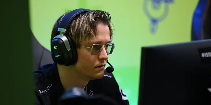 9pasha раскритиковал Ace: «Если его за локоть не дернуть, он из леса не выйдет»