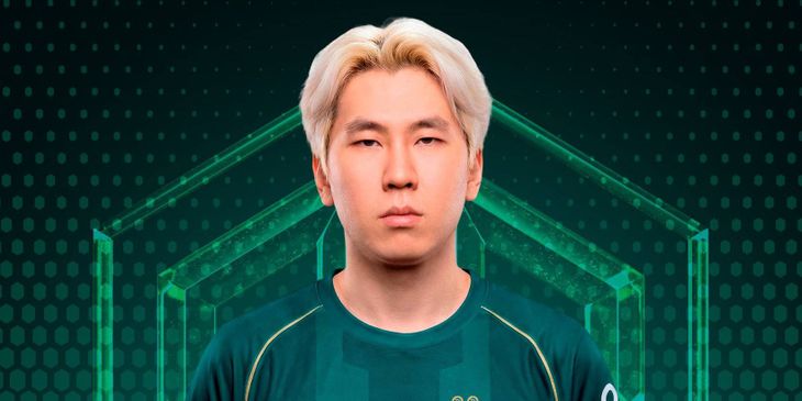 TORONTOTOKYO перешёл в OG на правах аренды