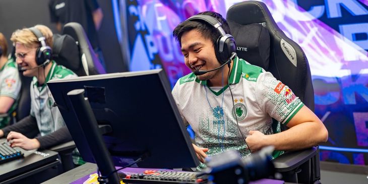 Аналитики: Team Yandex победит Team Falcons в стартовом матче на PGL Wallachia Season 8