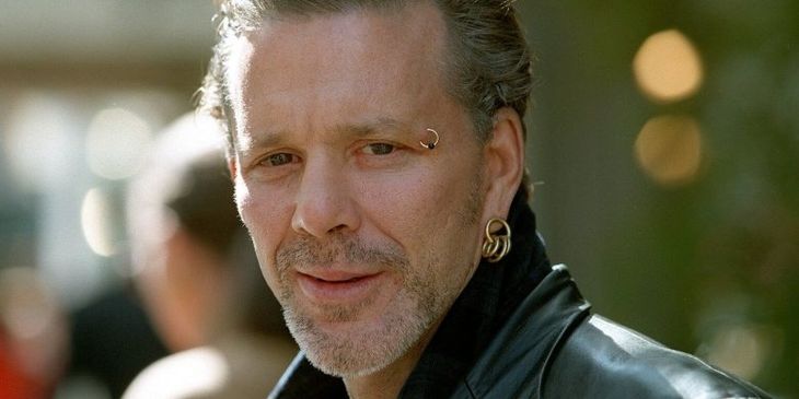 Микки Рурка грозят выселить из дома — актёр запустил сбор средств на оплату долгов