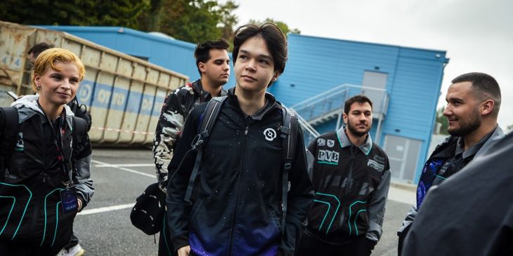 Эксперты: PARIVISION обыграет команду Lorenof в отборочных на BLAST Slam VI