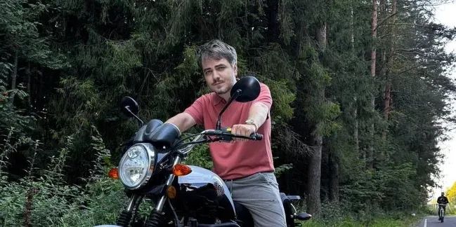Maddyson о победе «Амкала» над профессионалами: «Поздравляю Paradeev1ch. А эти профики за что деньги получают?»