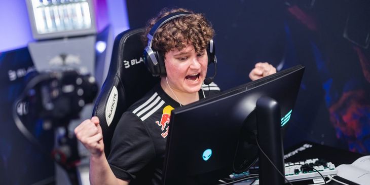 «С 0:2 на 3:2, [капец]. Эмоции жёсткие» — YEKINDAR о финале Thunderpick World Championship 2025