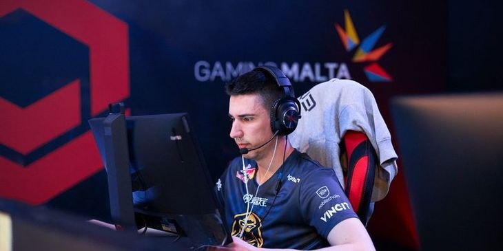 ENCE вышла в плей-офф ESL Pro League Season 18