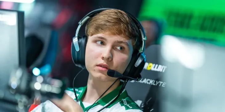 M0NESY занял четвертое место в рейтинге лучших игроков 2025 года по версии HLTV.org